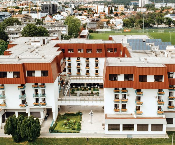 Dom za starije i nemoćne Pešćenica